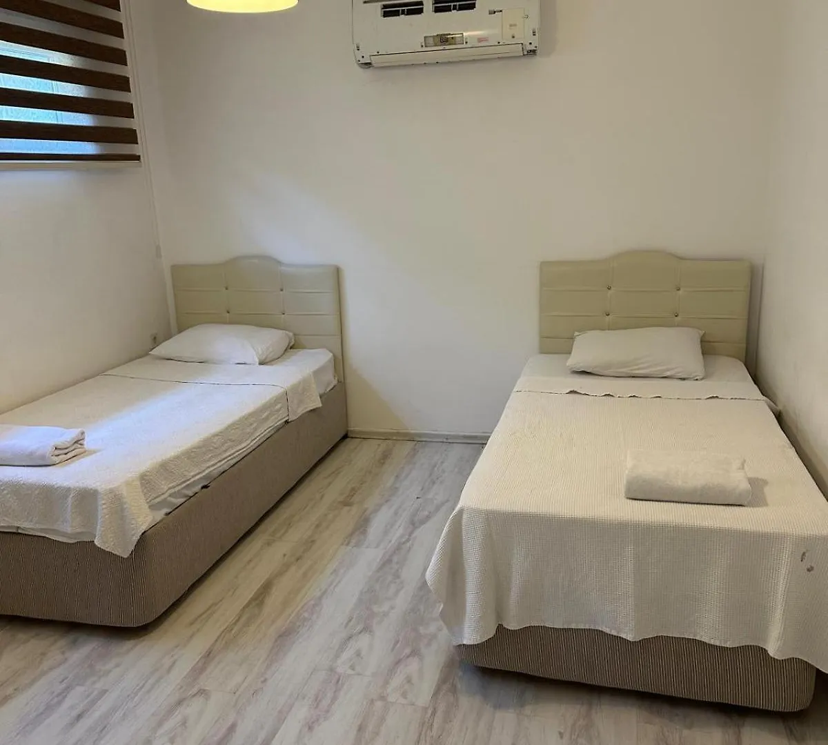 Bahceli Luex Villa Kusadası 0*,